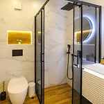 Designer At Pirin Sense 아파트 반스코