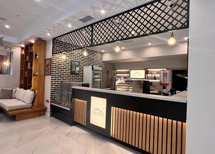 Designer At Pirin Sense Apartman Banszko