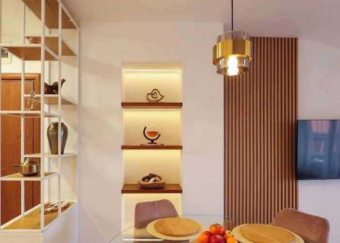 Designer At Pirin Sense