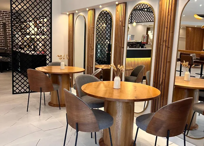 Designer At Pirin Sense Apartman Banszko