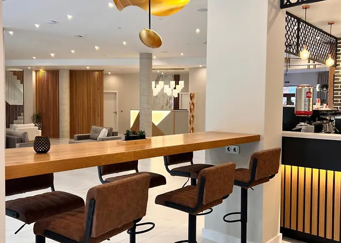 Designer At Pirin Sense Apartman Banszko